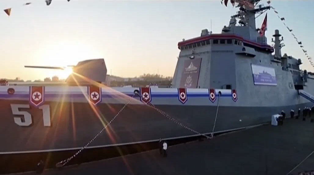 In-Depth Disclosure! A "Major Accident" Occurred When a North Korean Destroyer Was Launched. Kim Jong - un Identified Those Responsible. 详情披露！朝鲜驱逐舰下水发生“重大事故” 金正恩判定责任人