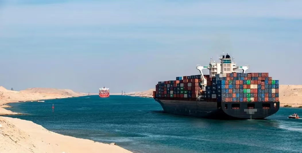 Suez Canal Transit 2025: Precautions and Typical Risks 苏伊士运河通航：注意事项与典型风险